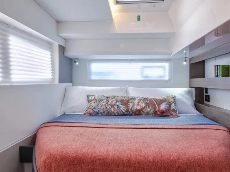 Pronajmout si Leopard Leopard 42 v Road Town