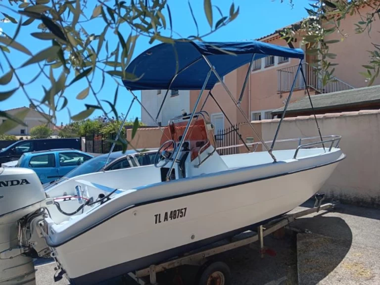 Pronajmout si T.a mare monella 505 v Le Pradet