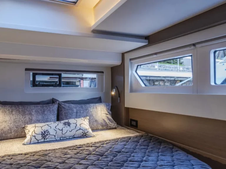 Pronájem lodi Leopard Sunsail 465 v Road Town na Samboatu