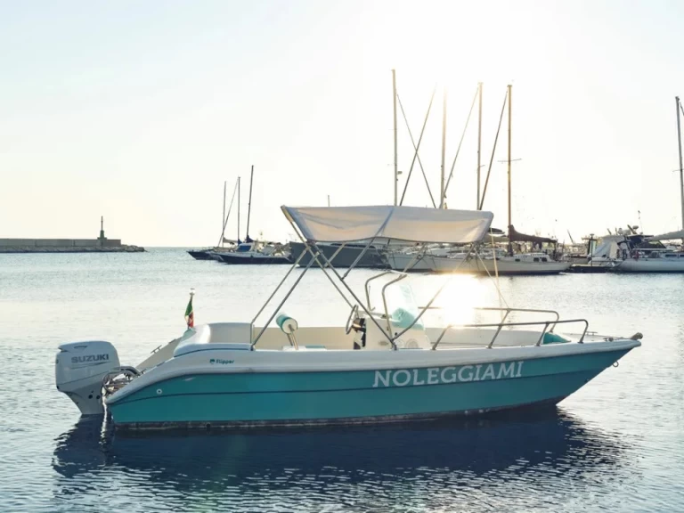 Pronájem Motorová loď v Torre Canne - Motorboat 5.80