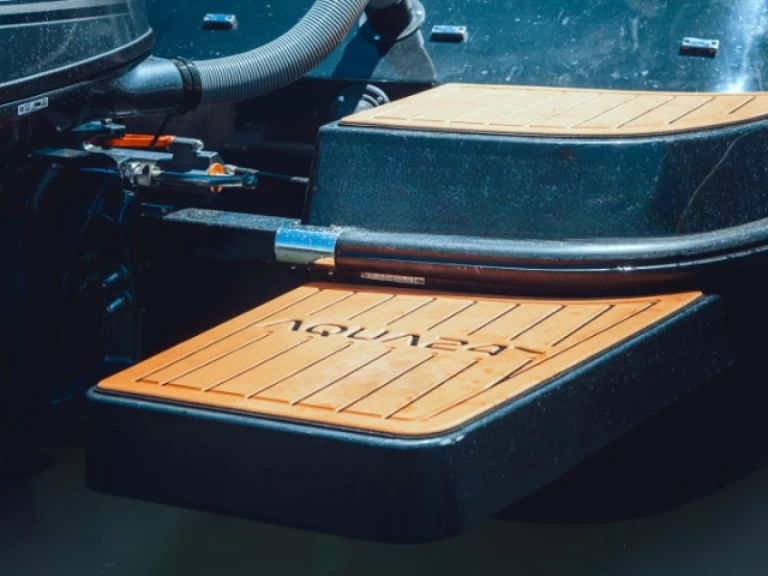 Pronájem jachty v Puerto Marina Benalmadena -FEMIS AQUA 615 T6 na Samboatu