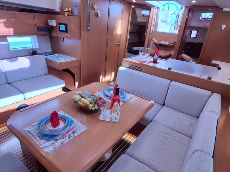 Pronájem Plachetnice Bavaria s licencí