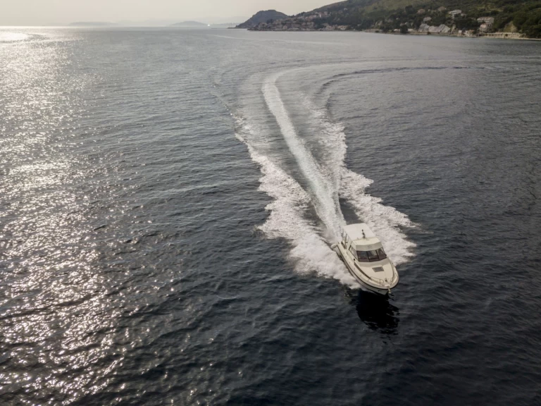 Pronájem jachty v Sumpetar -Fjord 880 Tourer na Samboatu