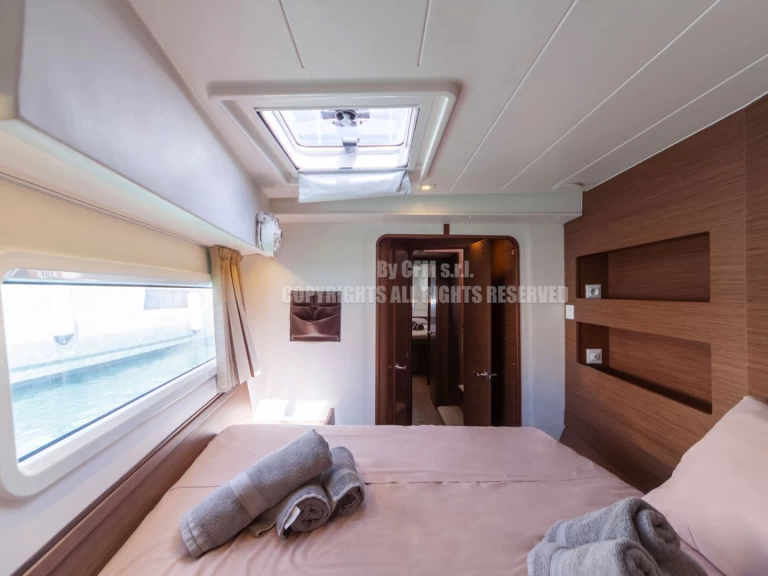 Katamarán k pronájmu v Capo d'Orlando za nejlepší cenu