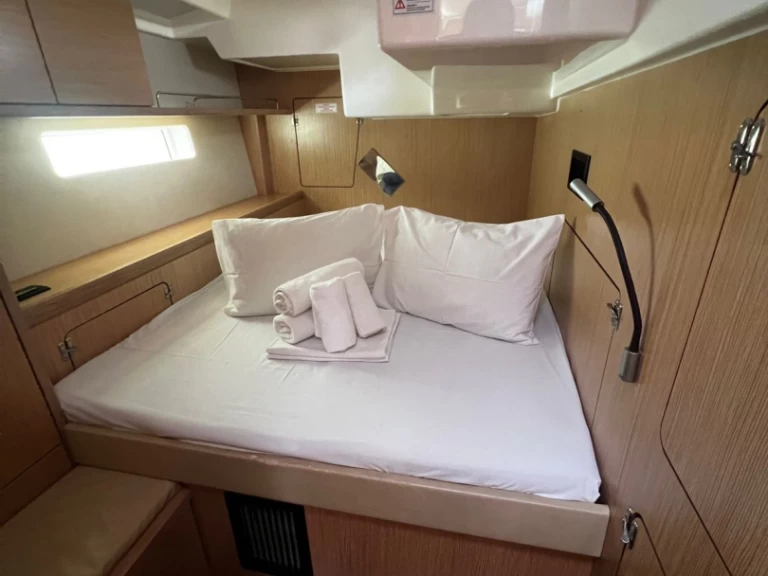 Pronájem Plachetnice Bavaria s licencí