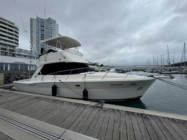 Pronájem lodi Ponta Delgada (São Pedro) lákavé ceny Riviera 39 Open Flybridge