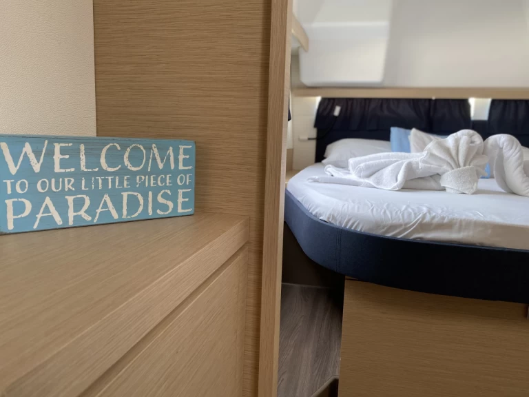 Pronájem Katamarán Fountaine Pajot s licencí