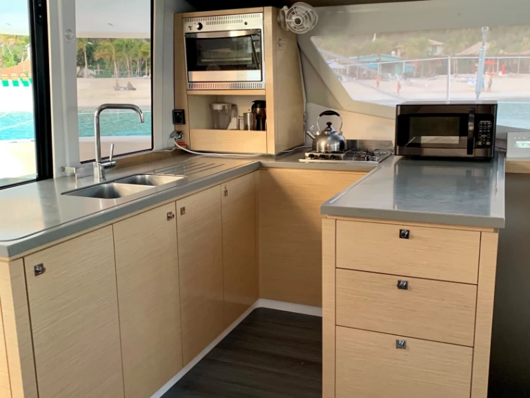 Pronájem jachty v Road Town -Fountaine Pajot Fountaine Pajot Helia 44 na Samboatu