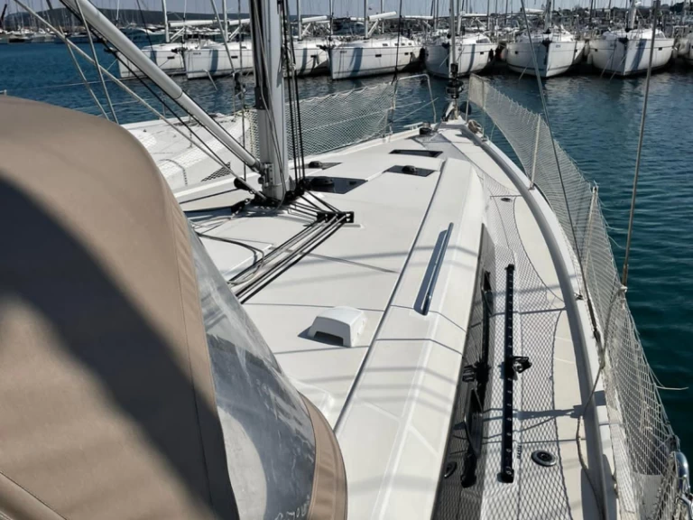 Bénéteau Oceanis 41.1 jednotlivci a charterové společnosti v Sukošan