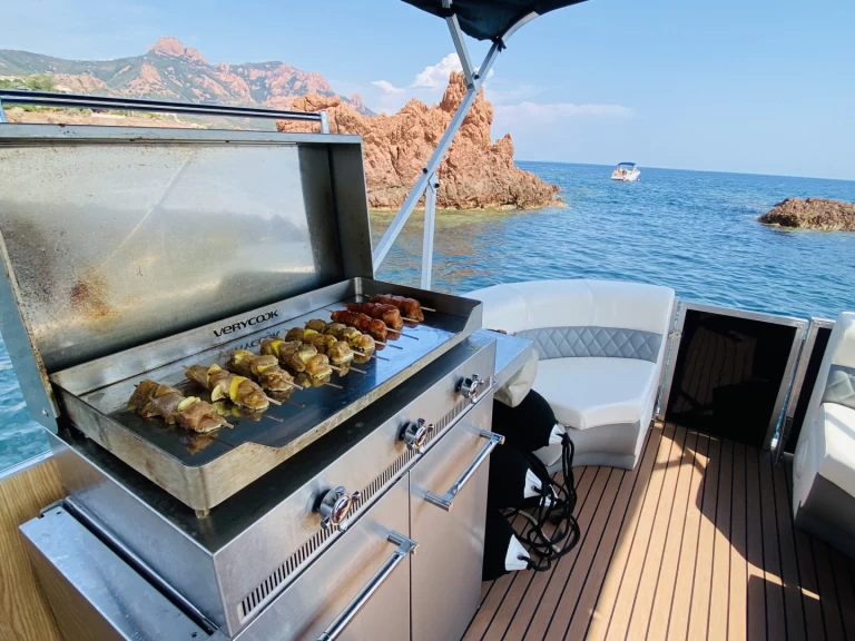 Pronájem lodi Gospel Qingdao v Golfe-Juan na Samboatu