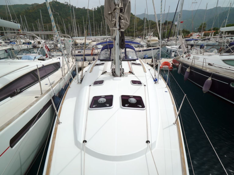 Pronájem lodi Jeanneau Sun Odyssey 44i v Marmaris na Samboatu