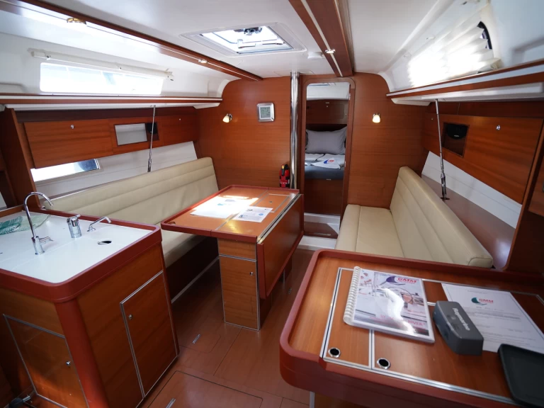 Pronájem lodi Dufour Dufour 335 Grand Large v Marmaris na Samboatu