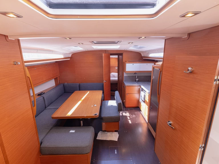 Pronajmout Plachetnice se skipperem či ne Dufour v Kaštel Gomilica