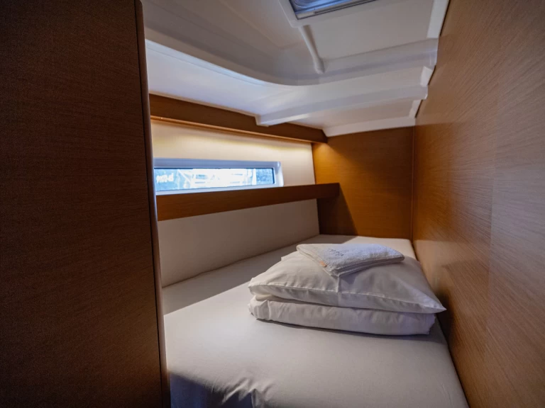 Pronájem lodi Kaštel Gomilica lákavé ceny Sun Odyssey 440