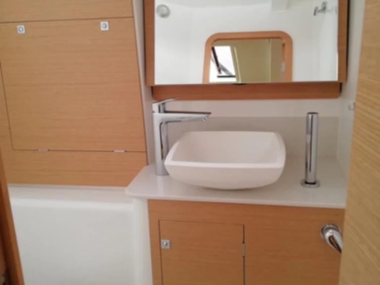 Pronajmout Plachetnice se skipperem či ne Dufour v Paleros