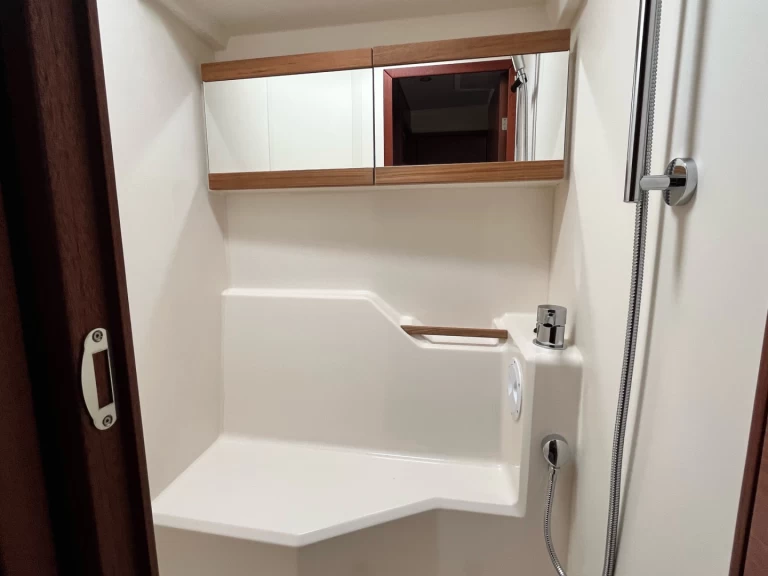 Pronájem jachty v Lavrio -Hanse Hanse 458 na Samboatu