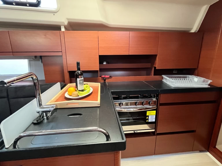 Pronajmout si Hanse Hanse 458 v Lavrio