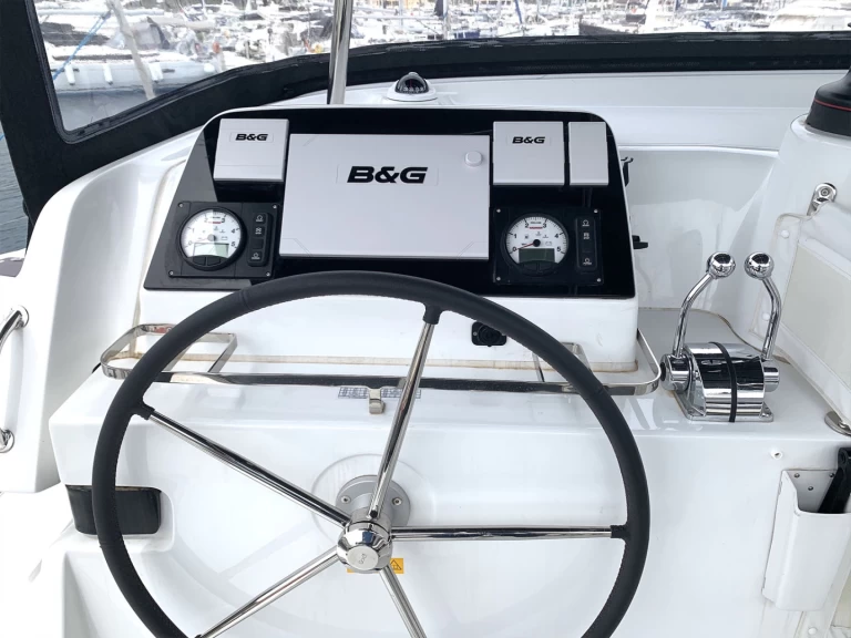 Katamarán k pronájmu v Lavrio za nejlepší cenu