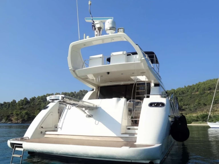 Pronájem lodi Azimut Azimut 58 v Glyfada na Samboatu