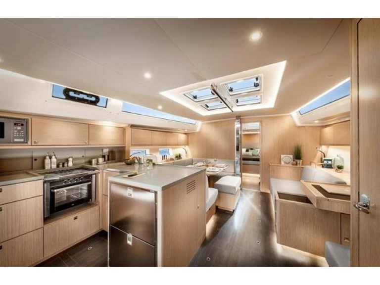 Pronájem lodi Primošten  lákavé ceny Bavaria C50 Style