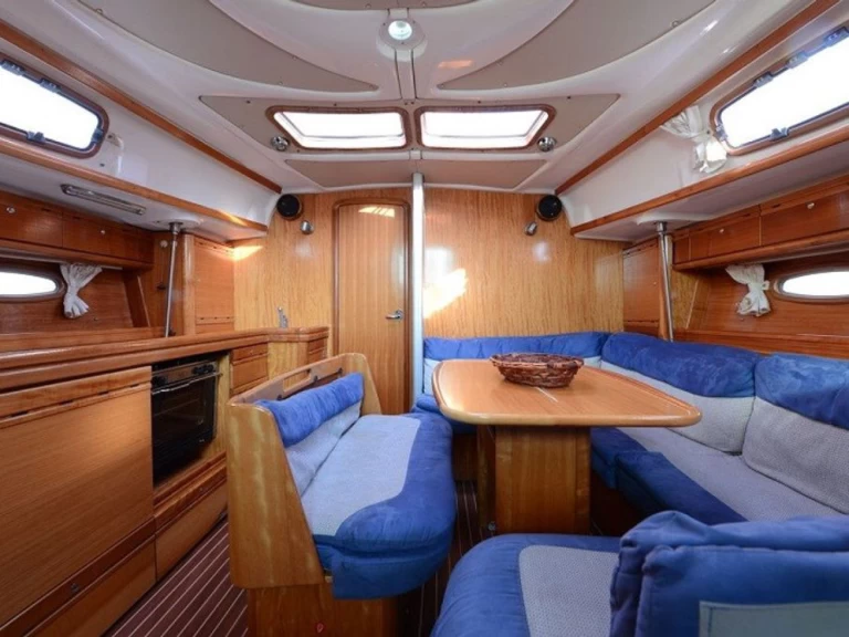 Pronájem lodi Primošten  lákavé ceny Bavaria 39 Cruiser