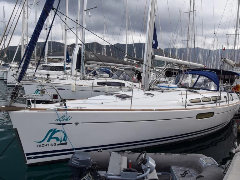 Pronájem lodi Marmaris lákavé ceny Sun Odyssey 44i
