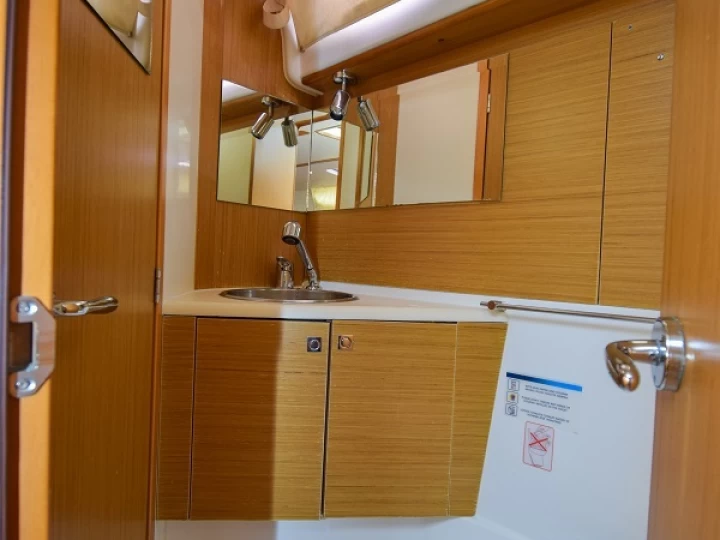 Pronájem lodi Jeanneau Sun Odyssey 44i v Marmaris na Samboatu