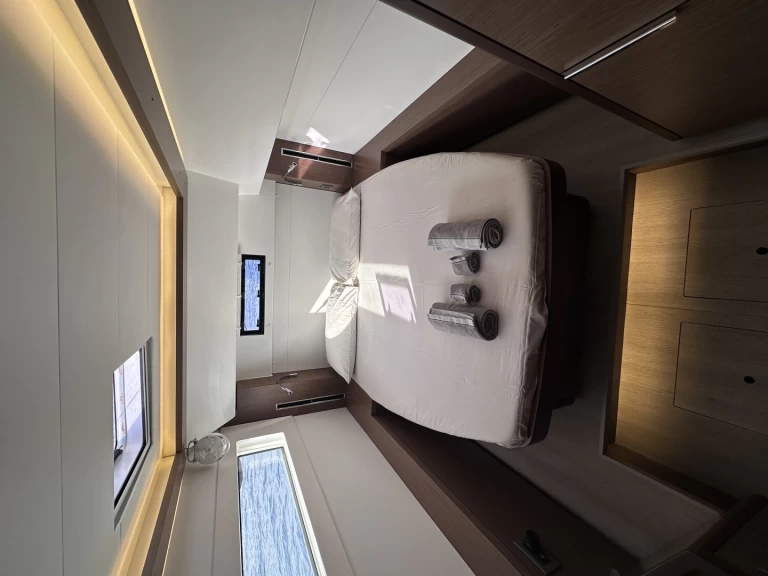 Pronájem Katamarán Lagoon s licencí