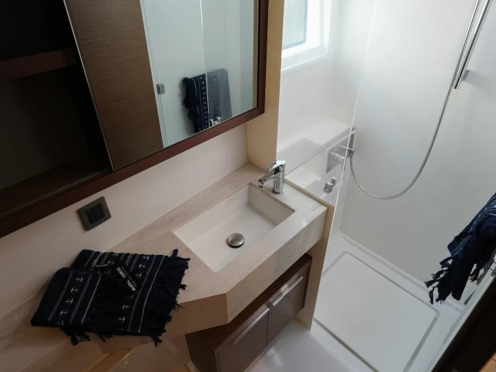 Pronajmout si Lagoon Lagoon 46 v Salerno