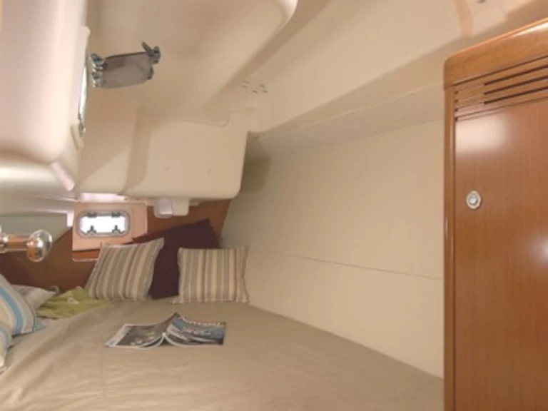 Pronajmout Plachetnice se skipperem či ne Bénéteau v Altefähr