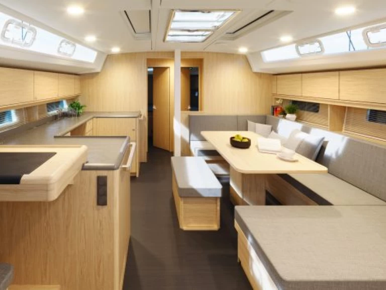 Pronajmout si Bavaria Bavaria C46 v Novi Vinodolski