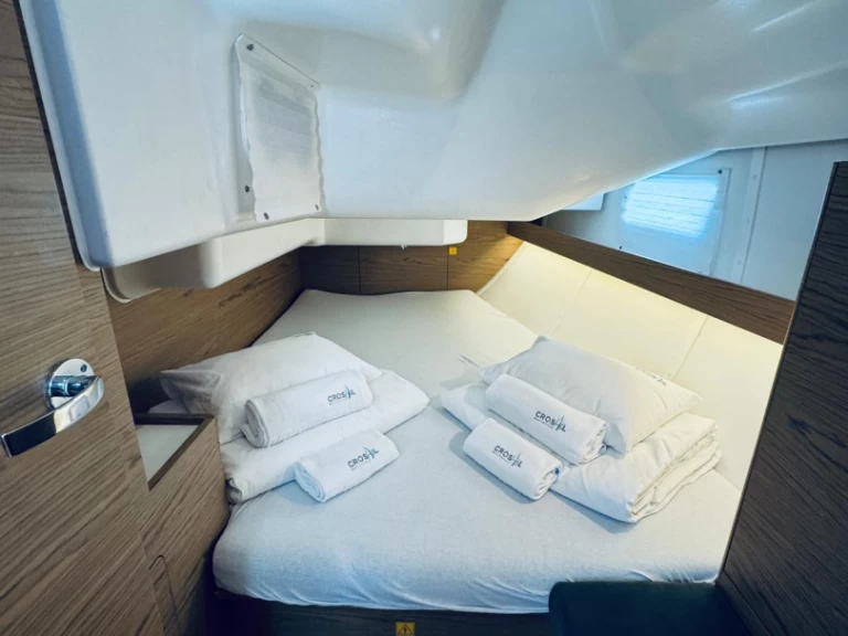 Pronájem lodi Elan Impression 40 v Novi Vinodolski na Samboatu