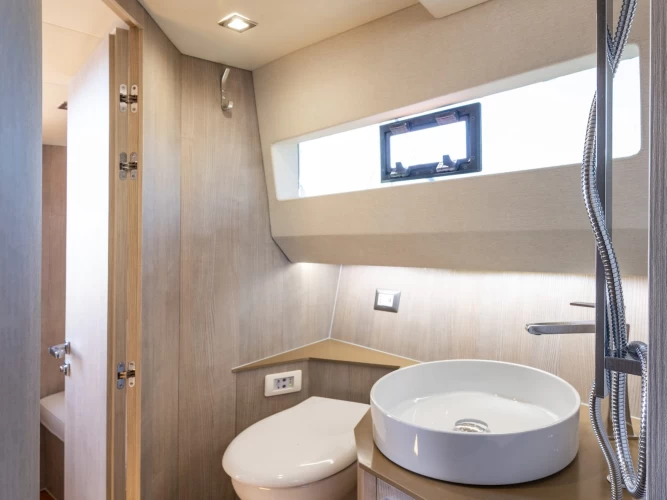 Pronájem lodi  Libeccio 11 Cabin v Novi Vinodolski na Samboatu