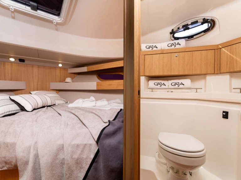 Pronájem jachty v Novi Vinodolski -Sas Vektor ADRIANA 36 na Samboatu