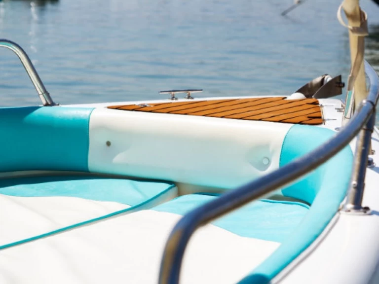 Pronájem jachty v Torre Canne - Motorboat 5.80 na Samboatu