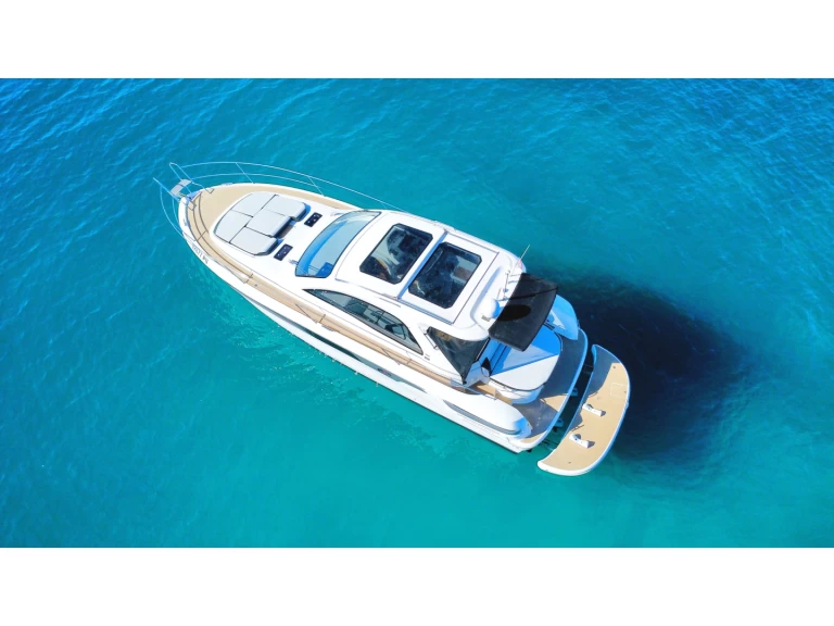 Pronajmout si Bavaria Bavaria Sport 44 HT v Sukošan