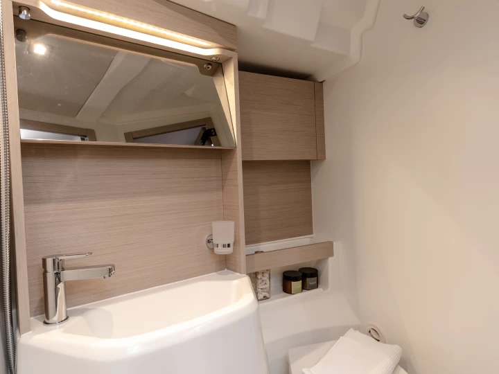 Bénéteau Oceanis 51.1 jednotlivci a charterové společnosti v Cannigione