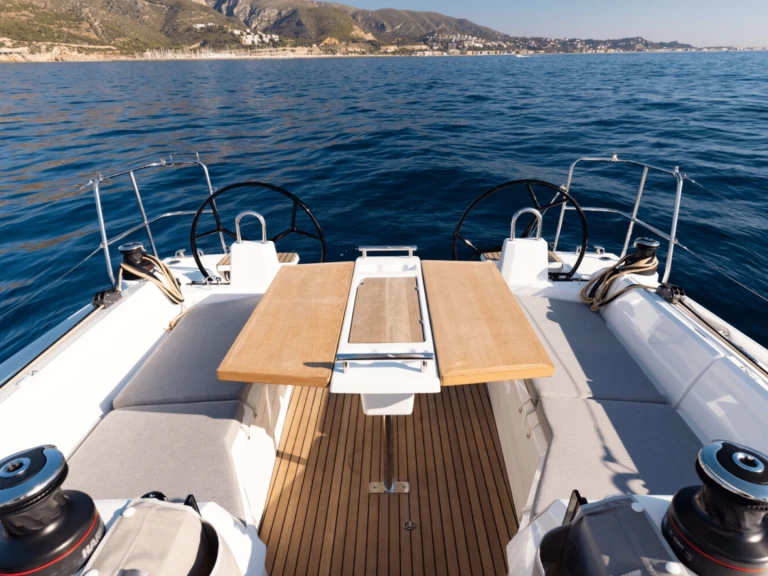 Pronajmout si Bénéteau Oceanis 34.1 v Dubrovník