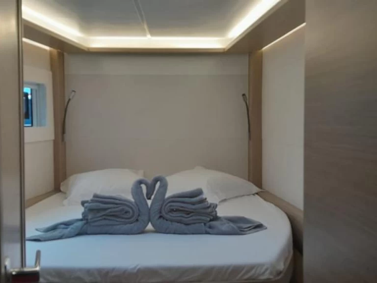 Pronajmout Katamarán se skipperem či ne Lagoon v Eden Island