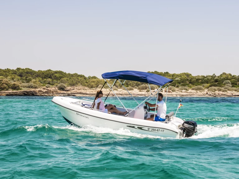 Pronájem jachty v Portocolom -Mistral Mistral na Samboatu