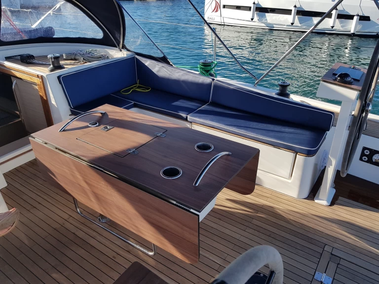 Pronájem jachty v Punat -D&D Yacht D&D Kufner 54 (AC+Gen+Solar) na Samboatu
