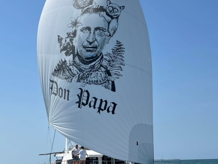 Katamarán k pronájmu v Olbia za nejlepší cenu