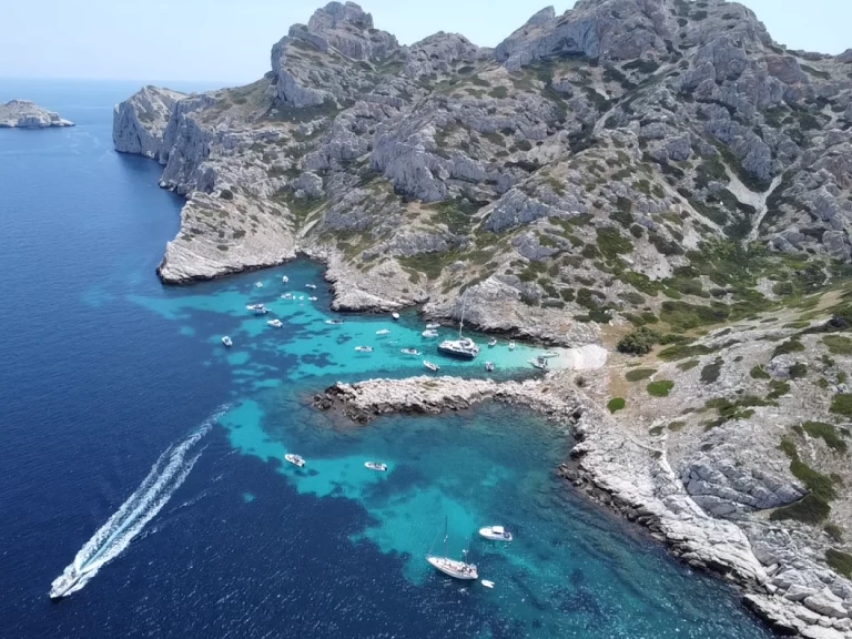 B2 Marine Cap Ferret 550 jednotlivci a charterové společnosti v Marseille