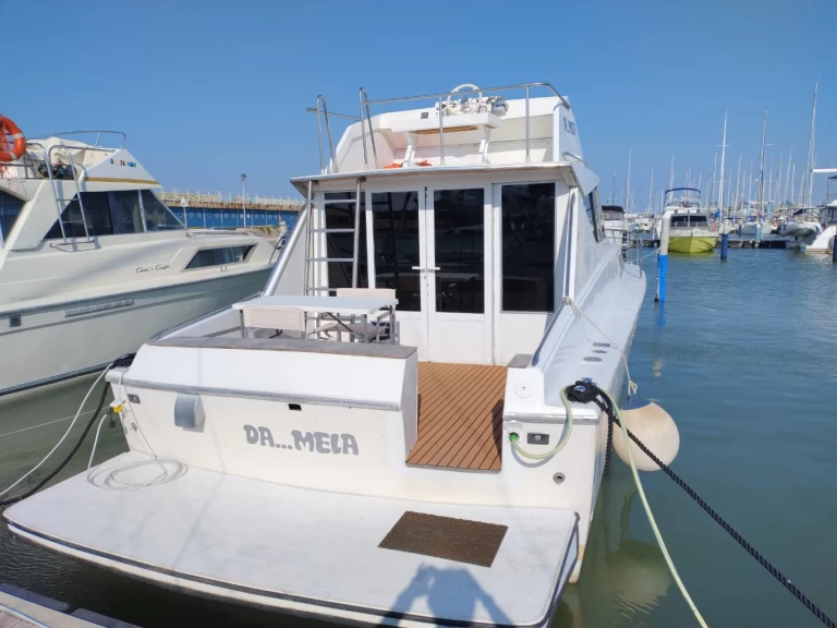 Pronájem Motorová loď Chris Craft s licencí