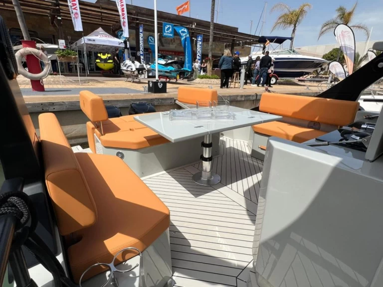 Pronájem Motorová loď v Ibiza Town -FIM 340 REGINA