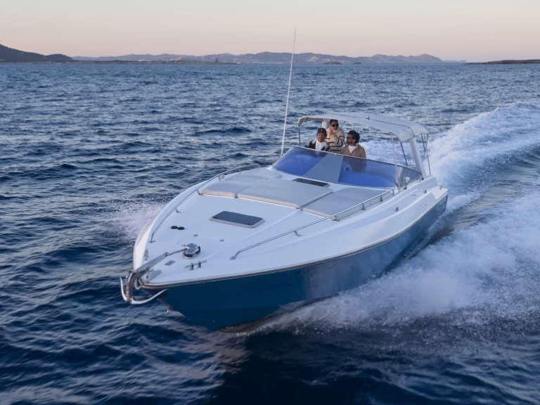 Pronájem lodi Sunseeker Thunderhawk 43 v Ibiza Magna na Samboatu