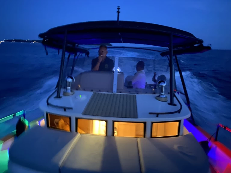 Pronájem lodi Port d'Arcachon lákavé ceny Beacher V10.2 Croisière