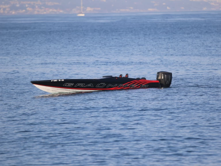 Graunner STILETTE 26 jednotlivci a charterové společnosti v Puerto Banús