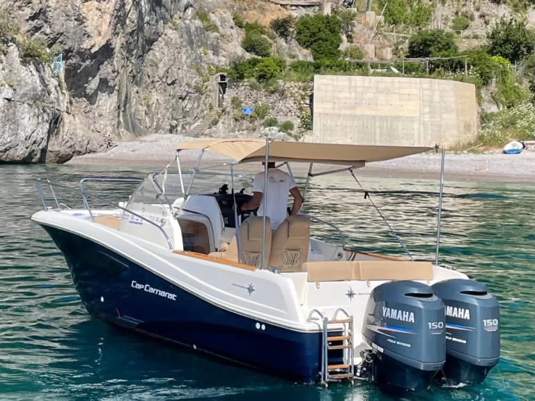 Jeanneau Cap Camarat 7.5 WA jednotlivci a charterové společnosti v Porto di Amalfi Marina Coppola