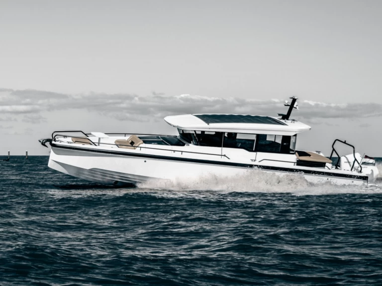 Pronájem lodi La Trinité-sur-Mer lákavé ceny Axopar 37 XC Cross Cabin